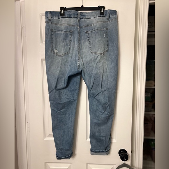 Terra & Sky Light Blue Denim Cropped Jeans - Picture 3 of 3